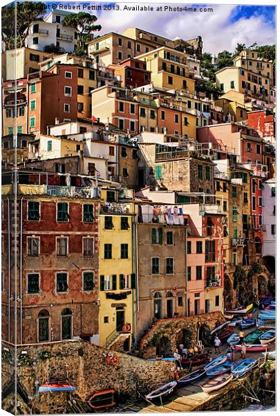 Houses of Riomaggiore Canvas Print by Robert Pettitt