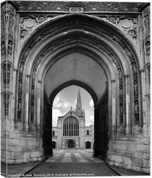 Under the arch to Norwich cathedral Canvas Print by Mark Bunning