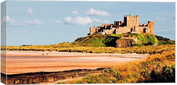 Bamburgh Castle, Northumberland Canvas Print by Paul M Baxter