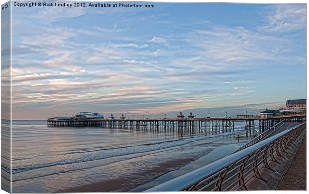 North pier Blackpool Canvas Print by Rick Lindley