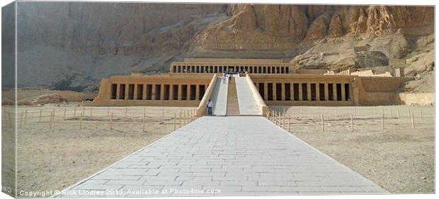 Hatshpsut Egypt Canvas Print by Rick Lindley