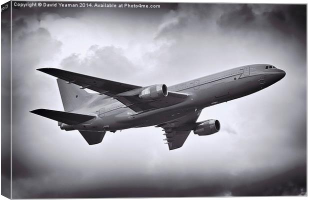   RAF Lockheed Tristar C2 Canvas Print by David Yeaman