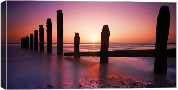 Camber Sands Sunset Canvas Print by mark leader