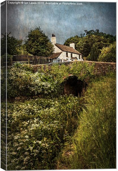  The Lock Keepers Cottage Canvas Print by Ian Lewis