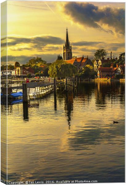  The River Thames At Marlow Canvas Print by Ian Lewis