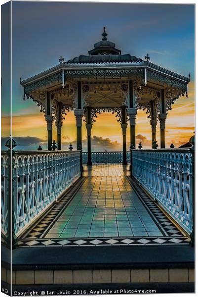 Magnificent Victorian Bandstand in Brighton Canvas Print by Ian Lewis