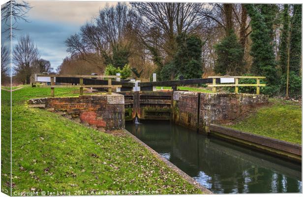 Tyle Mill Lock Canvas Print by Ian Lewis