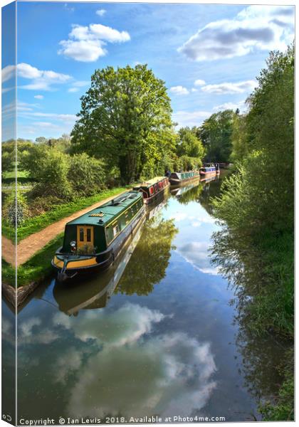 The Oxford Canal Canvas Print by Ian Lewis