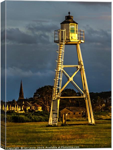 East Cote Light Tower Silloth Canvas Print by Ian Lewis
