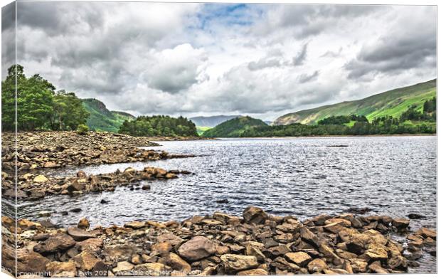 Rocky Shore At Thirlmere Canvas Print by Ian Lewis