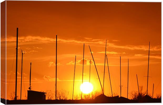 Stunning Blakeney Sunet Canvas Print by Paul Betts