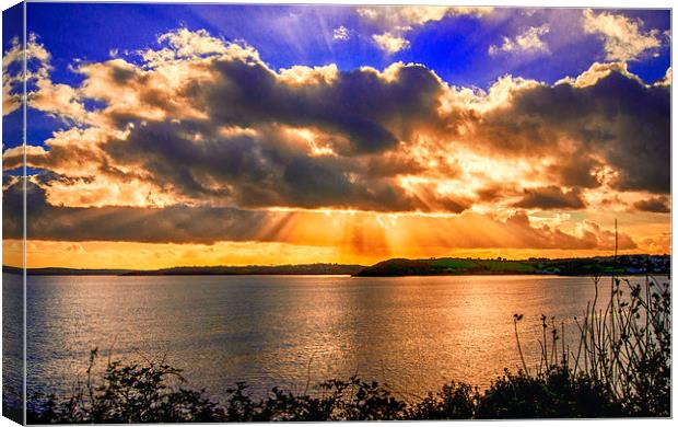 golden rays over falmouth bay  Canvas Print by keith sutton