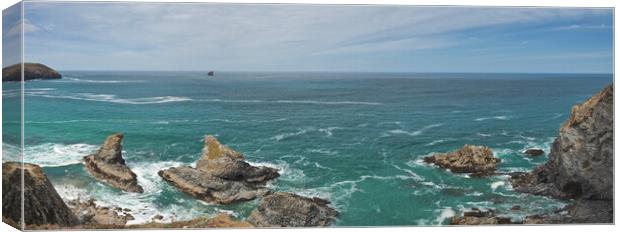 Cornwall sea and rocky coast panorama Canvas Print by mark humpage