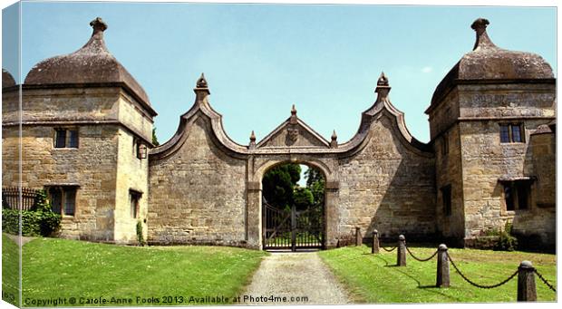 Campden Manor Gate Chipping Campden Canvas Print by Carole-Anne Fooks