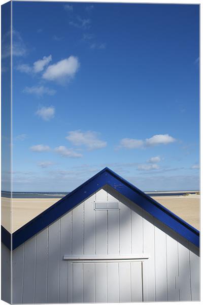 Beach hut Canvas Print by Marc Melander