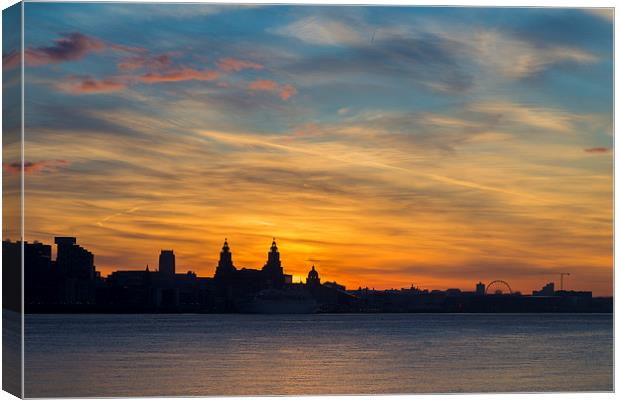  Silhouette liverpool sunrise Canvas Print by Rob Lester