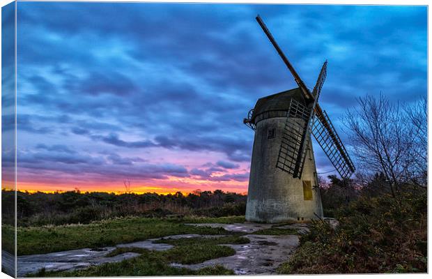  Bidston windmill Sunrise Canvas Print by Rob Lester