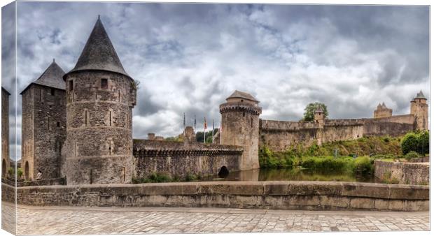 Chateau de Fougeres, Wide view Canvas Print by Rob Lester