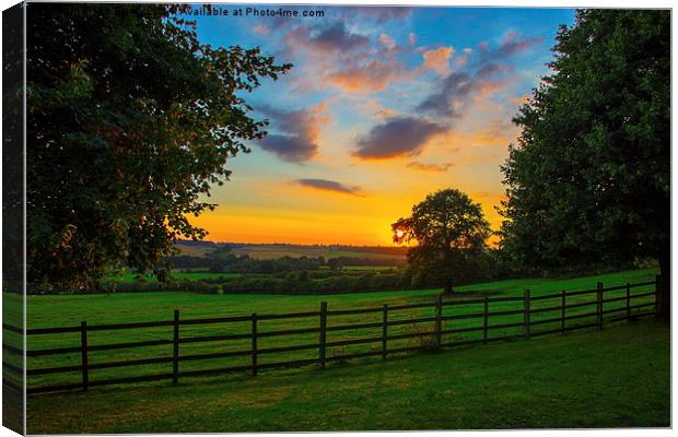  End of a good day Canvas Print by Ian Purdy
