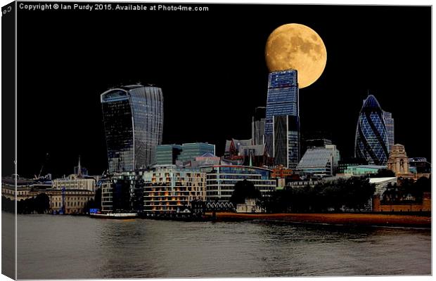 London Skyline Canvas Print by Ian Purdy