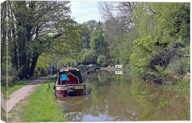 Narrowboats on Oxford Canal Canvas Print by Tony Murtagh