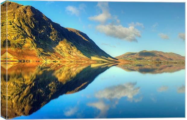 Crummock Water, Cumbria Canvas Print by Jamie Green