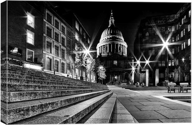 St pauls Cathedral at Night Canvas Print by Ian Hufton