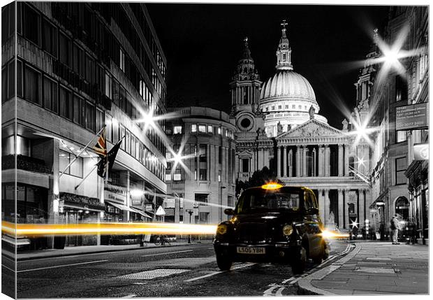 St pauls with Black Cab Canvas Print by Ian Hufton