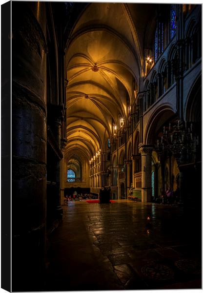  Canterbury Cathedral  Canvas Print by Ian Hufton