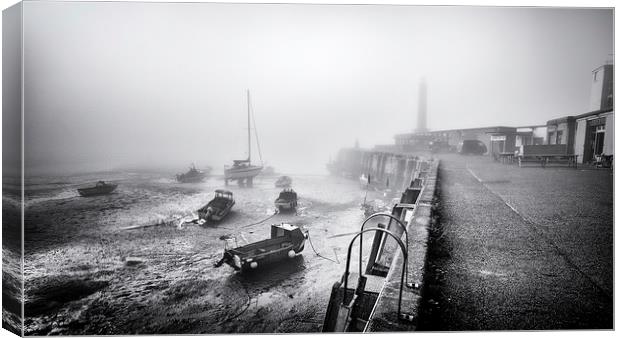  Margate Harbour Canvas Print by Ian Hufton