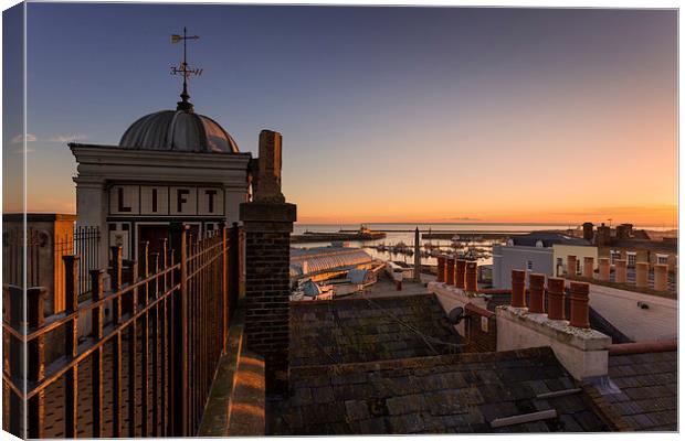   Ramsgate Sunset Canvas Print by Ian Hufton