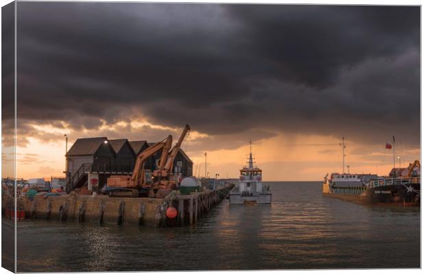 Whitstable Harbour Canvas Print by Ian Hufton