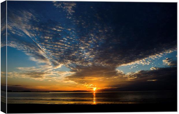 Big Sky Sunset Canvas Print by John Hastings