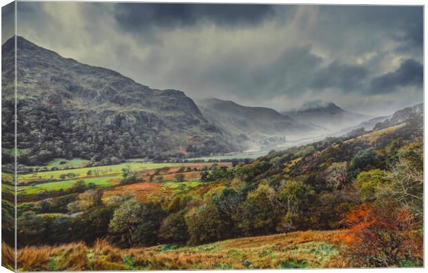 Nant Gwynant Valley Canvas Print by Maggie McCall