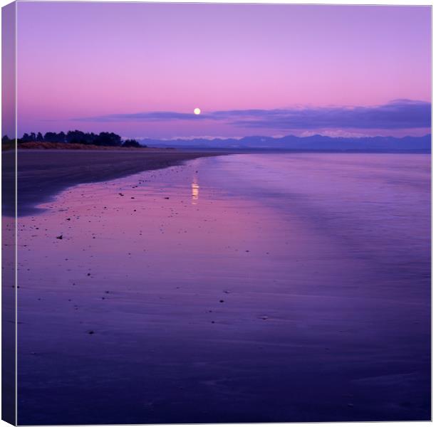 Tahunanui Sunrise, Nelson, New Zealand. Canvas Print by Maggie McCall