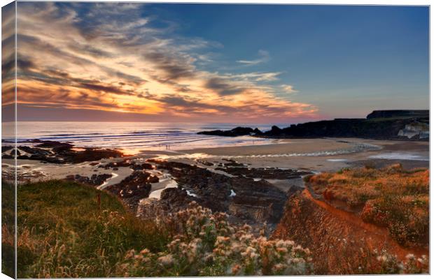 Crooklets Beach, Bude, Cornwall Canvas Print by Maggie McCall
