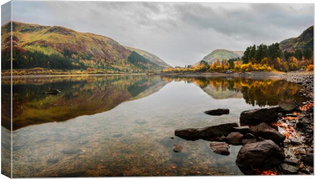 Thirlmere Reflections, Cumbria Canvas Print by Maggie McCall