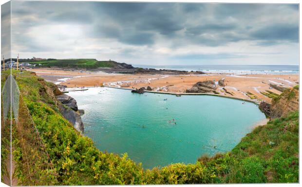 Bude Sea pool Canvas Print by Maggie McCall