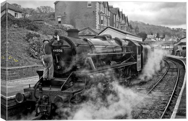 STEAM IN THE 21ST CENTURY Canvas Print by raymond mcbride