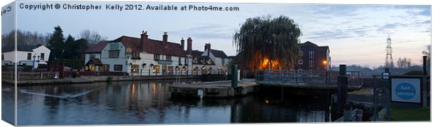 Kings Head at sandford lock Canvas Print by Christopher Kelly