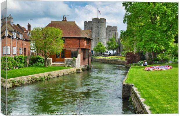 Great Stour river in Westgate Gardens, Canterbury,England. Canvas Print by Luigi Petro