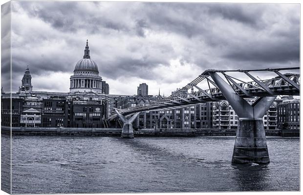 The Bridge to St. Pauls Cathedral Canvas Print by Junwei Chu