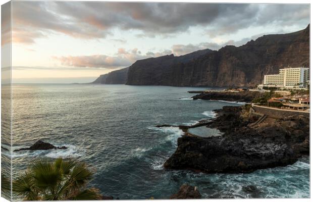 Los Gigantes evening Canvas Print by Phil Crean