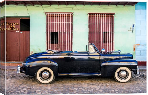 Vintage American Mercury car in Cuba Canvas Print by Phil Crean