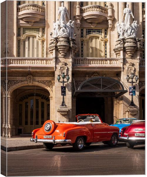 Open top vintage 50's car in Havana, Cuba Canvas Print by Phil Crean