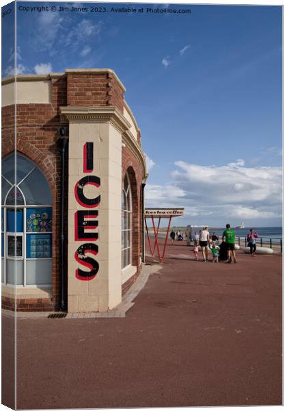 Rendezvous Cafe, Whitley Bay - Portrait Canvas Print by Jim Jones