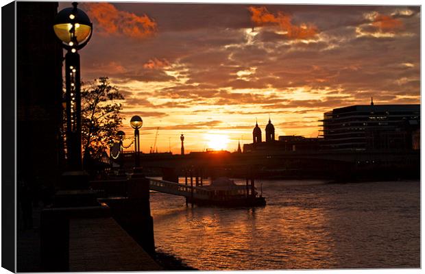 Sunset at Southbank Canvas Print by John Wilmshurst