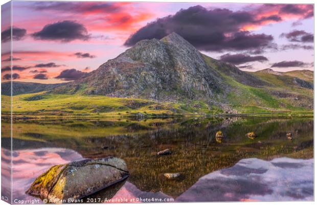 Tryfan Mountain Sunset Canvas Print by Adrian Evans