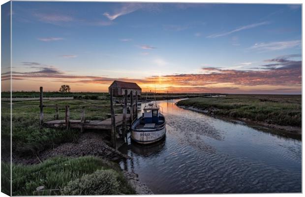 Sunset over the old coal barn in Thornham   Canvas Print by Gary Pearson