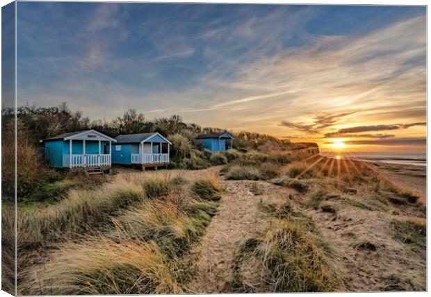 Sunset beach huts - Hunstanton  Canvas Print by Gary Pearson